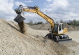 Liebherr A 900 C Litronic