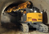 Liebherr R 924 Compact Tunnel Litronic