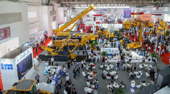 BICES 2017 XE215D экскаватор XCMG, получивший огромную популярность на Пекинской выставке